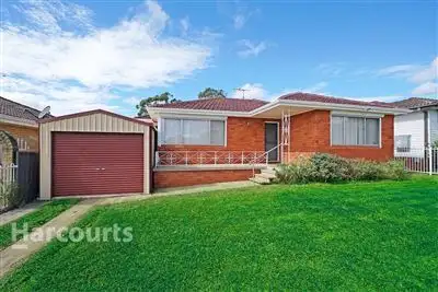 20 Macquarie Avenue, Leumeah NSW 2560