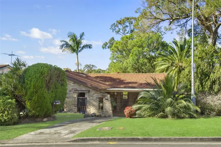 1 Adrian Street, Macquarie Fields NSW 2564