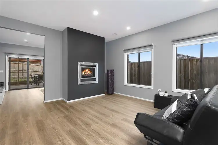 Fifth view of Homely house listing, 6 Aria Court, Doreen VIC 3754