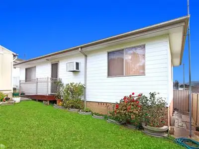 Main view of Homely villa listing, 2/14 Avondale Road, Dapto NSW 2530