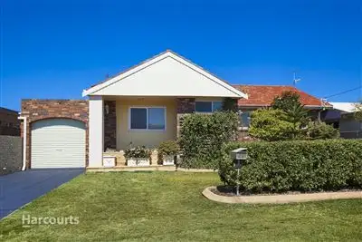 25 Oakland Avenue, Windang NSW 2528