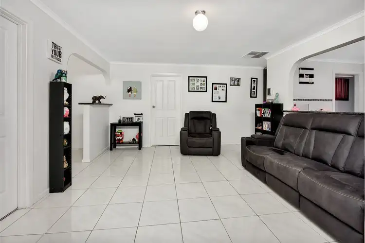Fifth view of Homely house listing, 7 Featherstone Drive, Huntfield Heights SA 5163