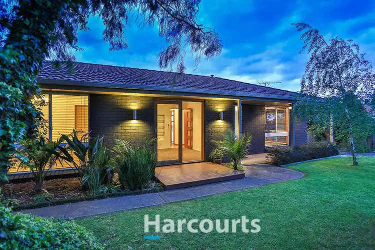 11 Eagle Drive, Pakenham VIC 3810
