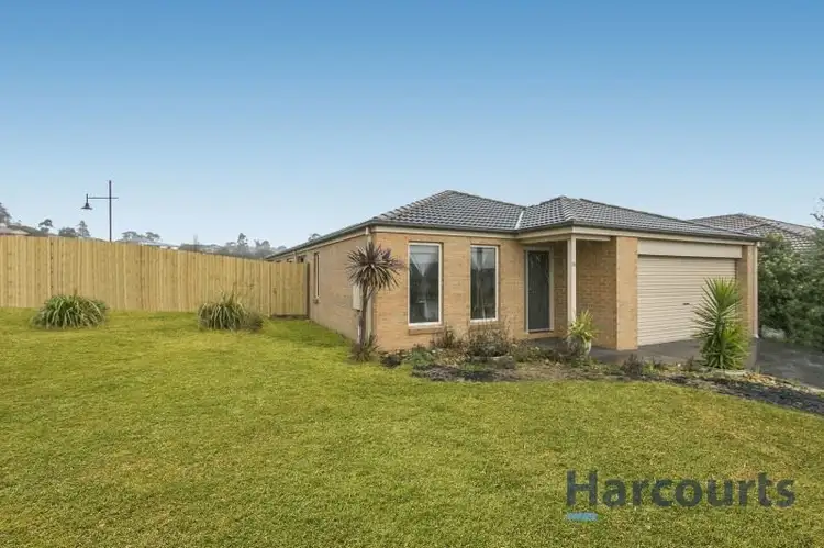 25 Summerhill Boulevard, Drouin VIC 3818