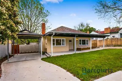 8 Charles Street, Kilsyth VIC 3137