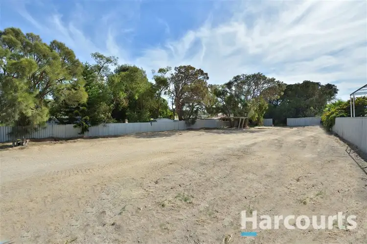 4 Nerine Street, Falcon WA 6210