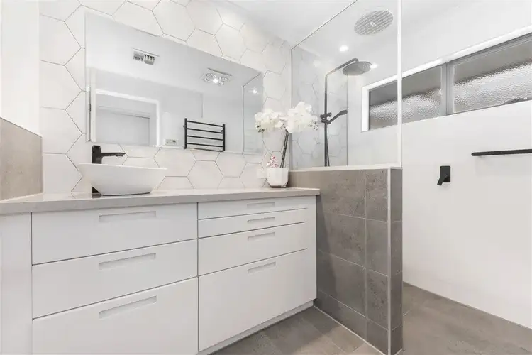 Sixth view of Homely house listing, 25 Cloverdale Drive, Corio VIC 3214