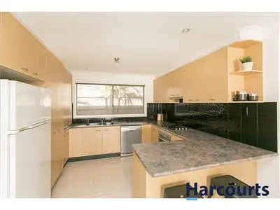 Fifth view of Homely house listing, 9 Cameron Court, Drouin VIC 3818