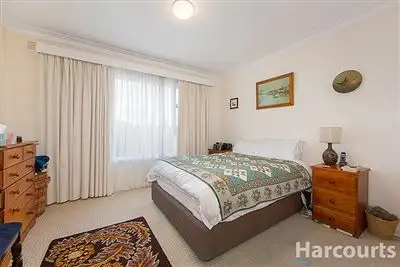 Third view of Homely house listing, 5 Nellie Court, Mount Waverley VIC 3149