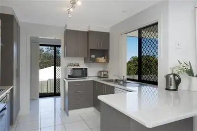 24 Jasmina Parade, Waterford QLD 4133