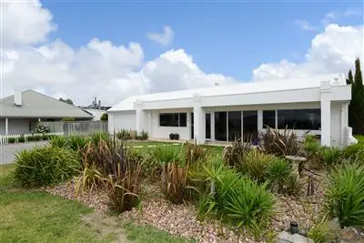 52 Franklin Parade, Encounter Bay SA 5211