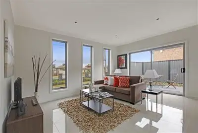 Fifth view of Homely townhouse listing, 158 Main Street, Thomastown VIC 3074