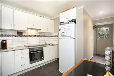 Fifth view of Homely house listing, 17 Gwyn Rise, Vermont South VIC 3133