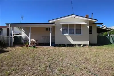 176 Sutton Street, Cootamundra NSW 2590