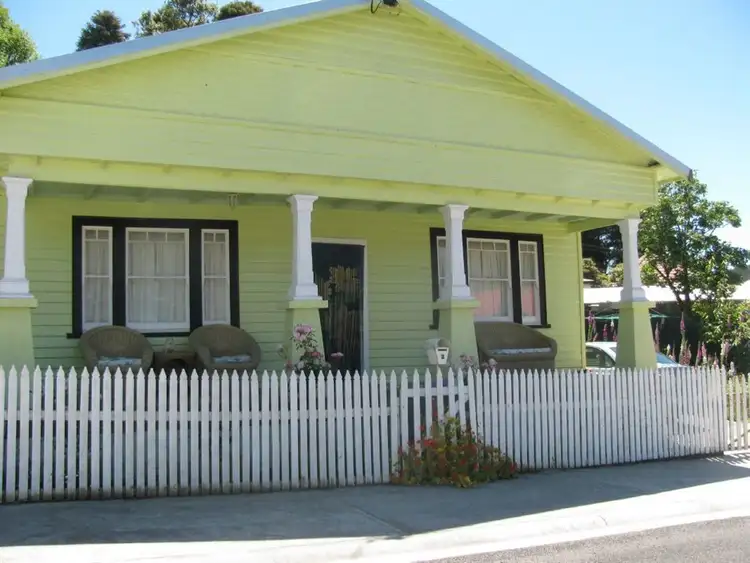 2 Williams Avenue, Queenstown TAS 7467
