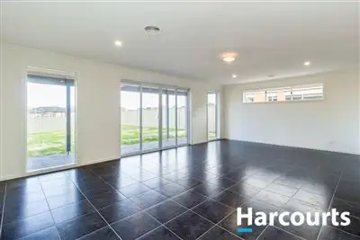 Fifth view of Homely house listing, 21 Spencer Circuit, Cranbourne East VIC 3977
