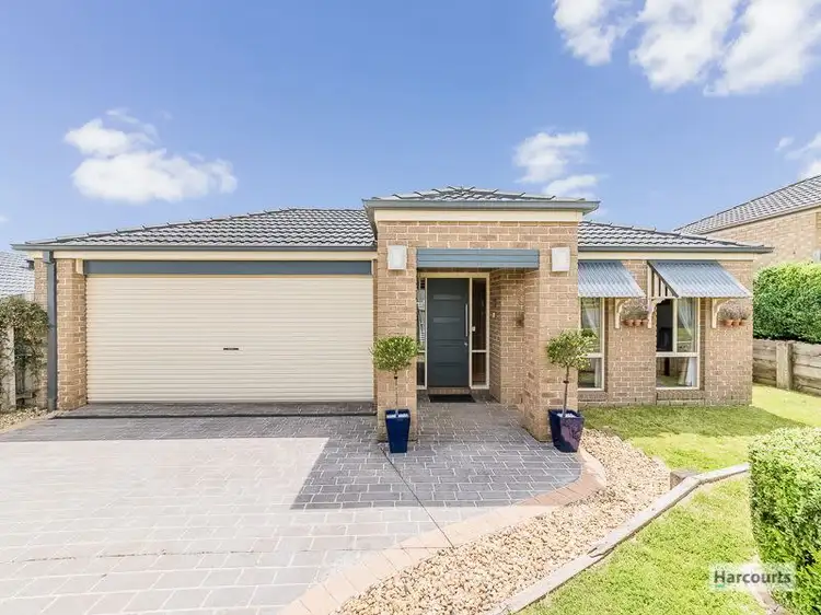 76 Cook Street, Drouin VIC 3818
