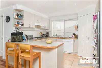 Fifth view of Homely house listing, 2 Nestle Retreat, Berwick VIC 3806