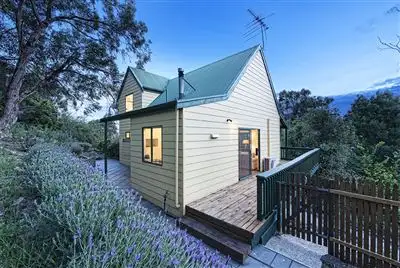 17 Fern Hill Road, Bridgewater SA 5155