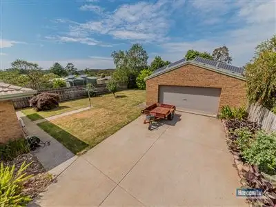 28 Outlook Drive, Drouin VIC 3818