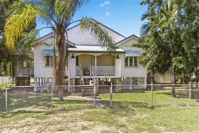 102 Railway Street, Ayr QLD 4807