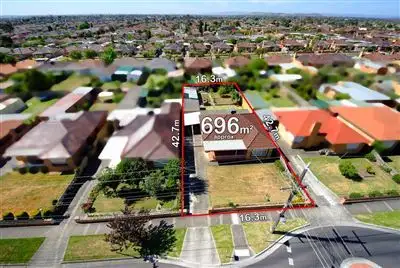 62 Alexander Avenue, Thomastown VIC 3074