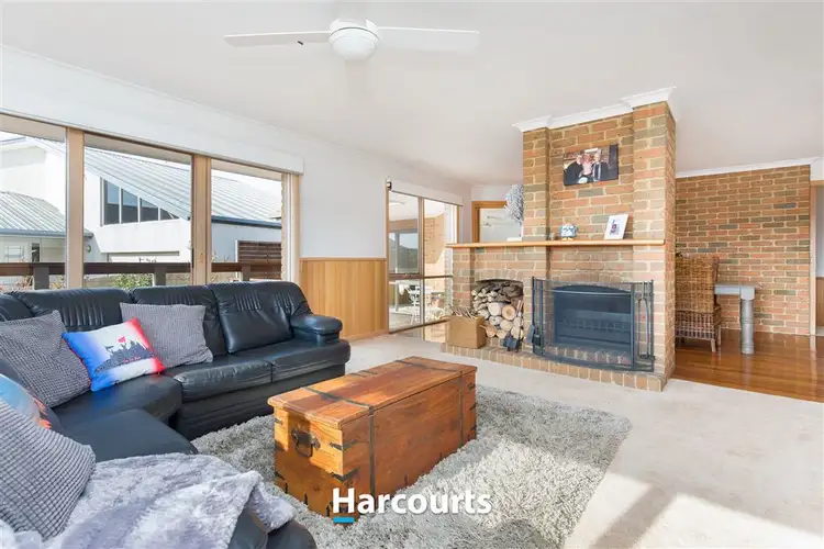 Fifth view of Homely house listing, 9 Spencer Court, Berwick VIC 3806