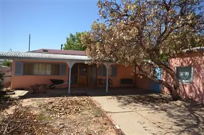 8 Adelaide Road, Pinnaroo SA 5304