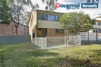 1/15 Stringybark Place, Bradbury NSW 2560