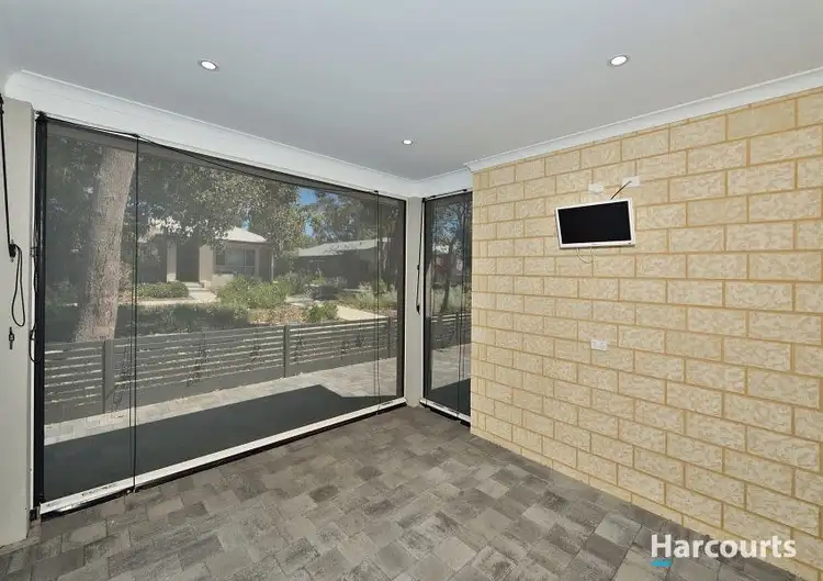 Sixth view of Homely house listing, 61 Thornbill Crescent, Coodanup WA 6210
