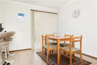 Sixth view of Homely house listing, 18 Greystoke Court, Berwick VIC 3806