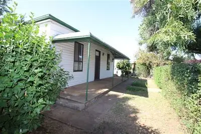 20 Hovell Street, Cootamundra NSW 2590