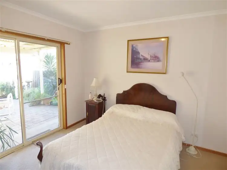 Second view of Homely unit listing, 4/4 Pynsent Street, Horsham VIC 3400