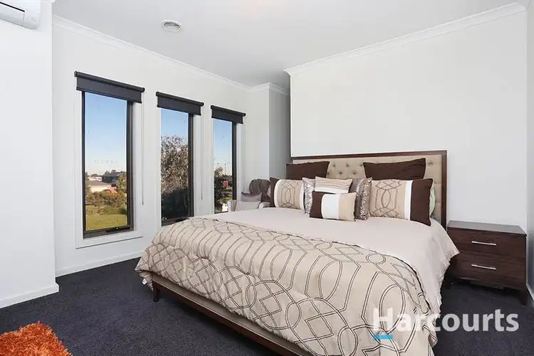 Fifth view of Homely townhouse listing, 11 Allumba Way, Wollert VIC 3750