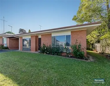 Main view of Homely unit listing, 3/213 Princes Way, Drouin VIC 3818