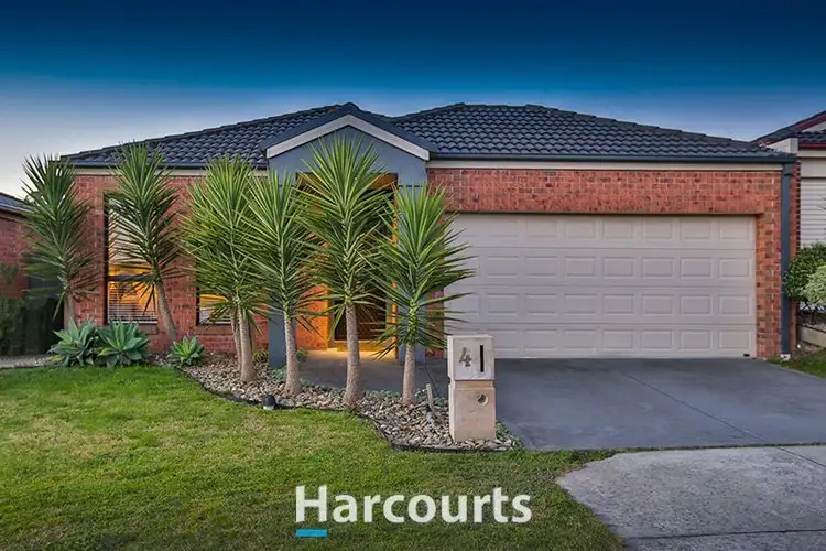4 Pashia Grove, Pakenham VIC 3810
