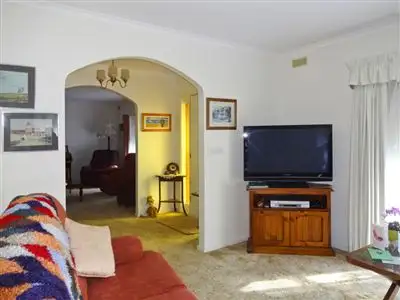 Fifth view of Homely house listing, 8 Hulme Drive, Wangaratta VIC