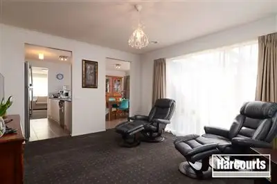 Seventh view of Homely house listing, 19 Penshurst Way, Cranbourne North VIC 3977
