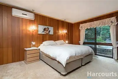 Sixth view of Homely house listing, 9 Genoa Court, Mount Waverley VIC 3149