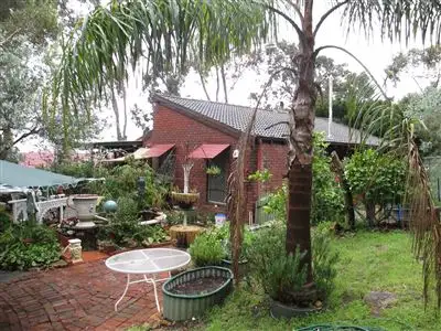 70 West Terrace, Kalamunda WA 6076
