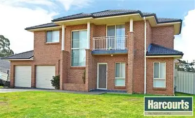 2 Gibbs Place, St Helens Park NSW 2560