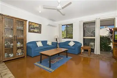 Main view of Homely unit listing, 2/1119 Riverway Drive, Rasmussen QLD 4815