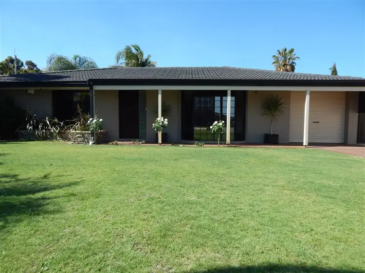 17 Blackbutt Court