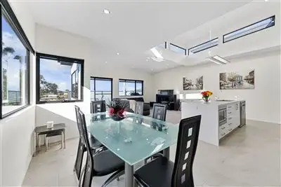 2/19 Skyline Drive, Howrah TAS 7018