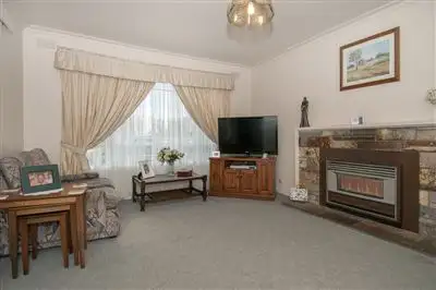 Fourth view of Homely house listing, 2 Pioneer Court, Thomastown VIC 3074