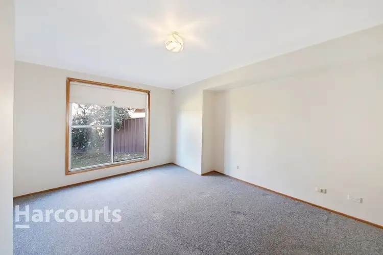 Second view of Homely house listing, 8 Yukon Place, Kearns NSW 2558