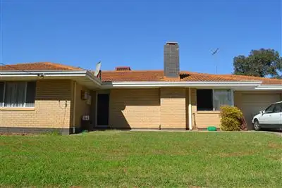 7 Lefroy Street, Gingin WA 6503