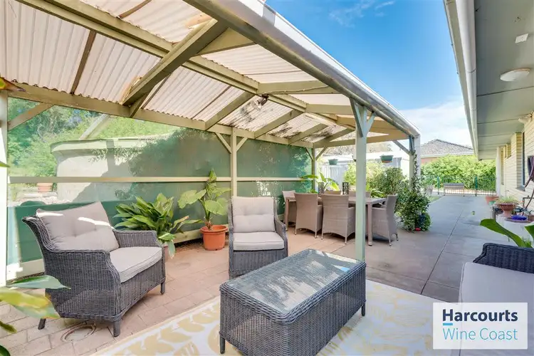 1 James Avenue, Normanville SA 5204