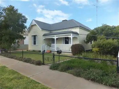 40 Campbell Street, Donald VIC 3480