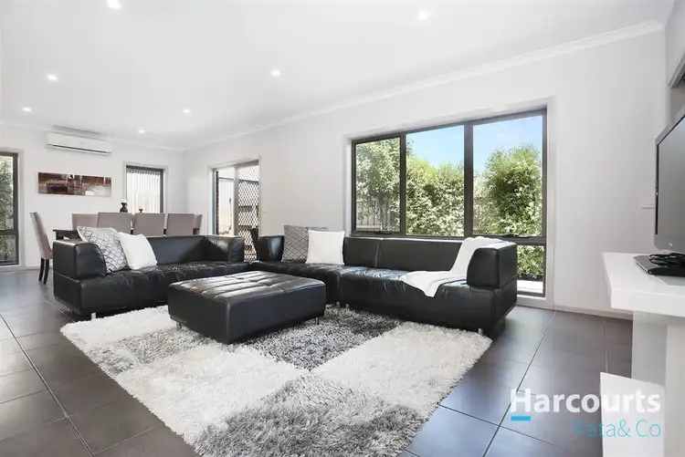 3/7 Huskisson Avenue, Lalor VIC 3075